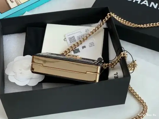 First Bag Ru MINAUDIERE BOY CHANEL 0611